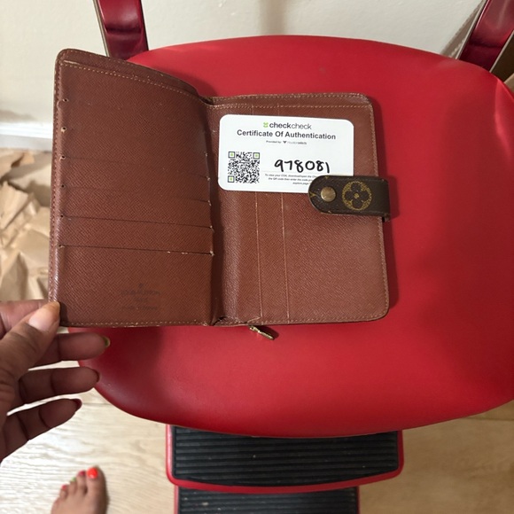 Louis Vuitton Brown and Gold Monogram Wallet authentic with COA - Picture 2 of 10